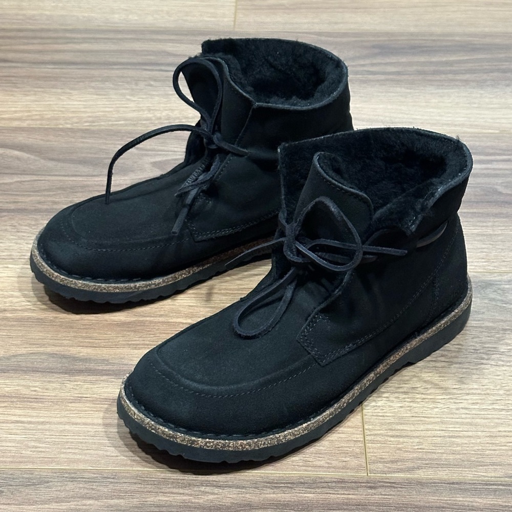 Birkenstock Bakki Leather Shearling Lined Boot Moccassin in Black Size 8